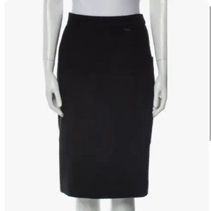 CHANEL Black 100% Wool ans Silk Tweed Pencil Skirt, Sz S/6 (US) 36 (EU) - France